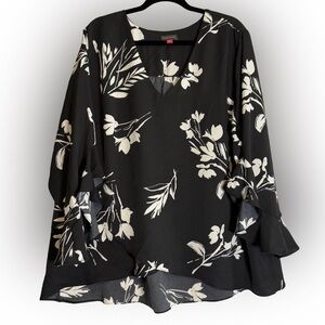 Vince Camuto Black and Cream Floral Blouse
